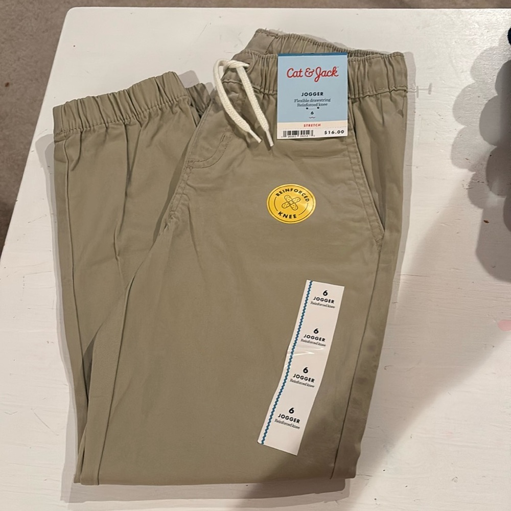 NWT Cat & Jack Jogger